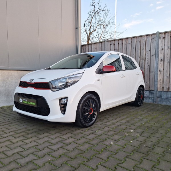 Kia Picanto GKH-05-H 1.jpg