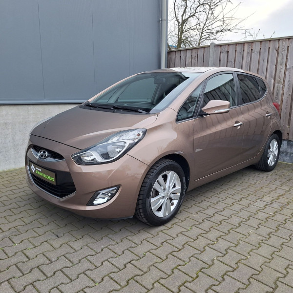 Hyundai ix20 L-363-SH 1a.jpg