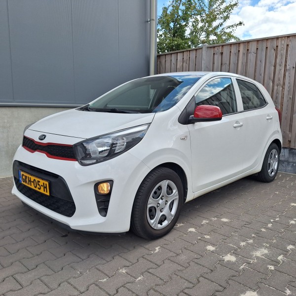 Kia Picanto GKH-05-H 1.jpg